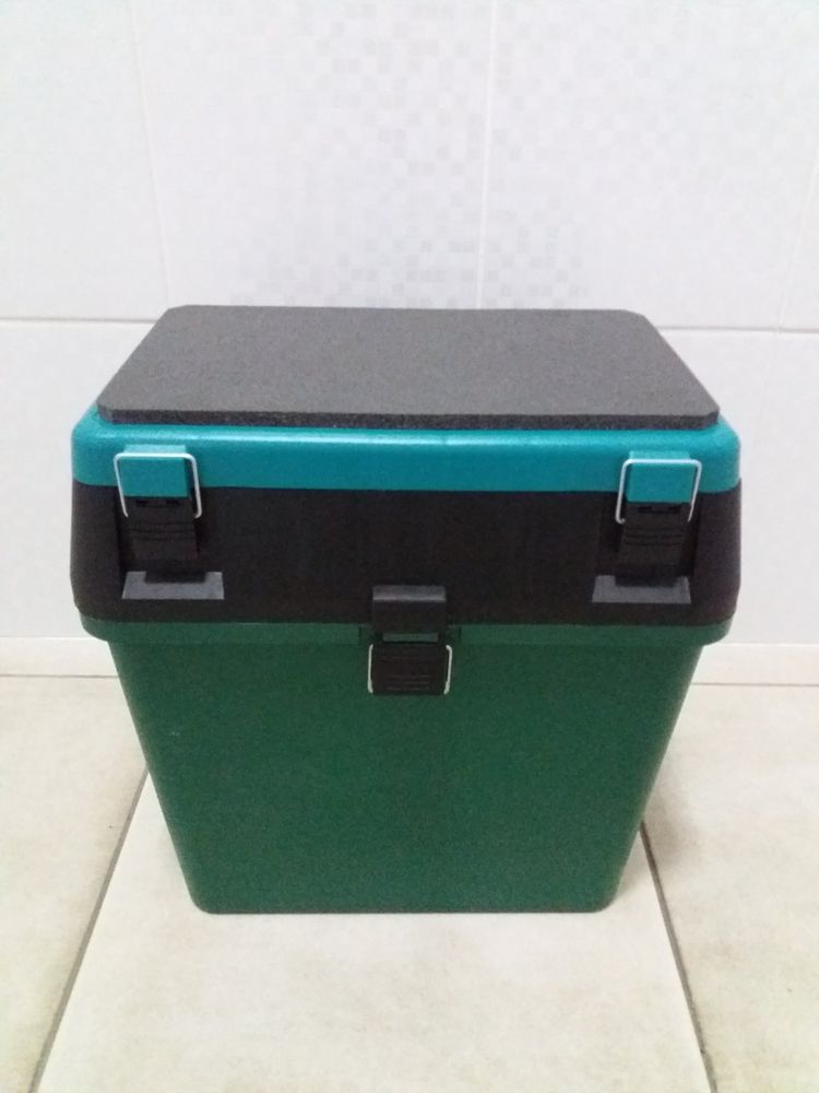 Plastic Tackle Box for Ice Fishing