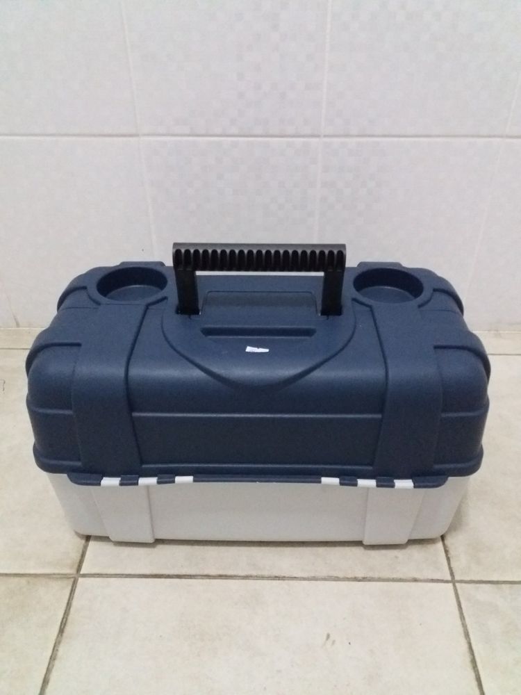 6 Tray Tackle Box