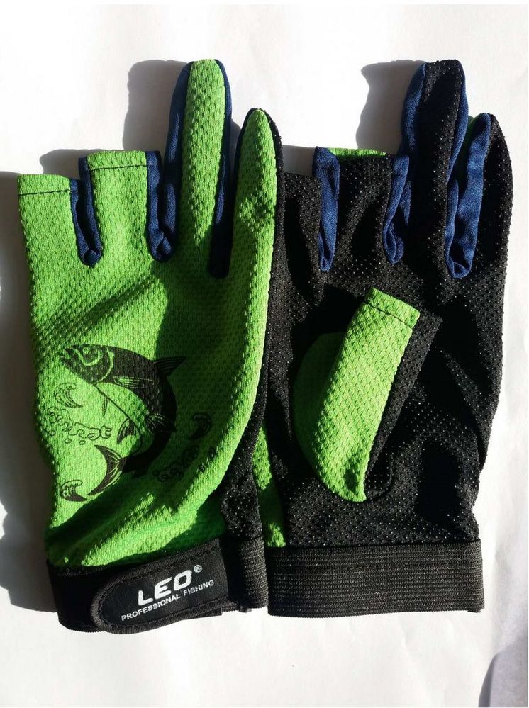 Gloves for Fall Fishing with Spinning Rod Colour LIGHT GREEN