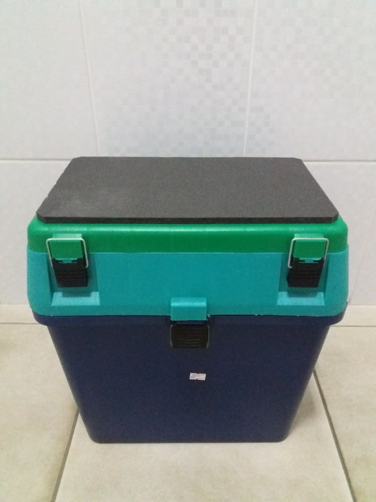 Plastic Tackle Box for Ice Fishing