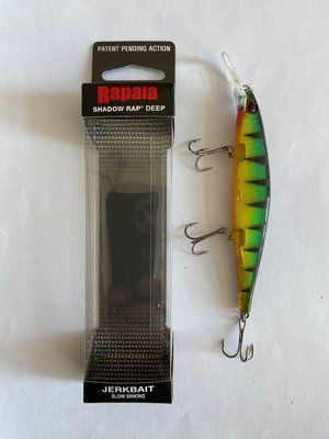 Воблер Rapala Shadow Rap Довжина 11 см Вага 13 грамів Джеркбейт повільно тонучий колір ЗЕЛЕНИЙ