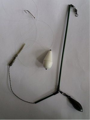 Feeder Rod Fishing Rig for Zander Pike and Pearch with Live Bait and Leech 50 grams