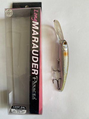 MARAUDER Wobbler Length 12.5 cm Weight 28 grams Depth 6.0 m+ Action FLOATING