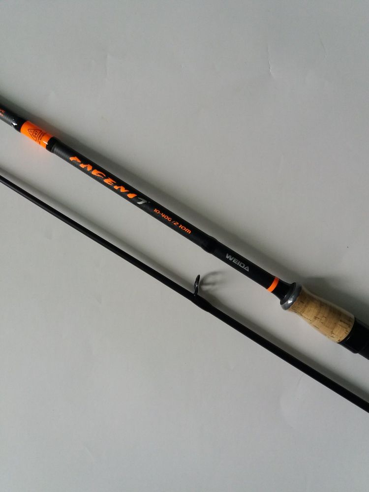 WEIDA PAGENI HIGH SENSITIVE Carbon Fiber Spinning Rod 2.10 m Test 10-40 grams