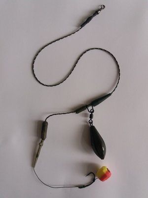 Carp Fishing Rig "Safety Clip" 50 grams with Pop Up