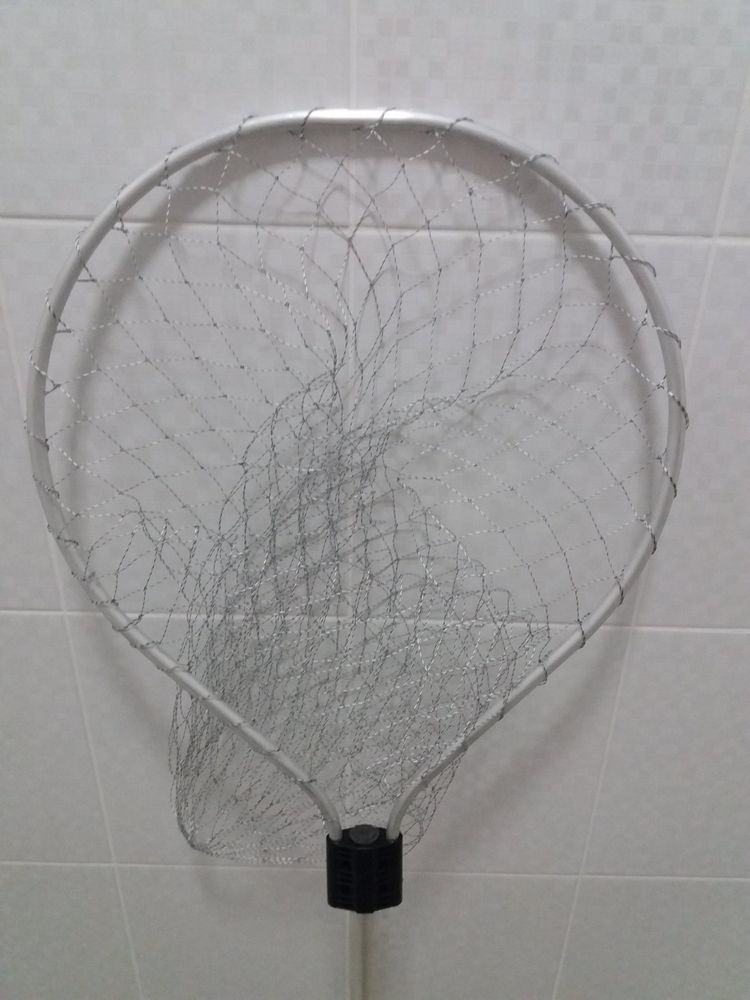 Small Aluminum Fishing Net with Cord Thread and Short Handle