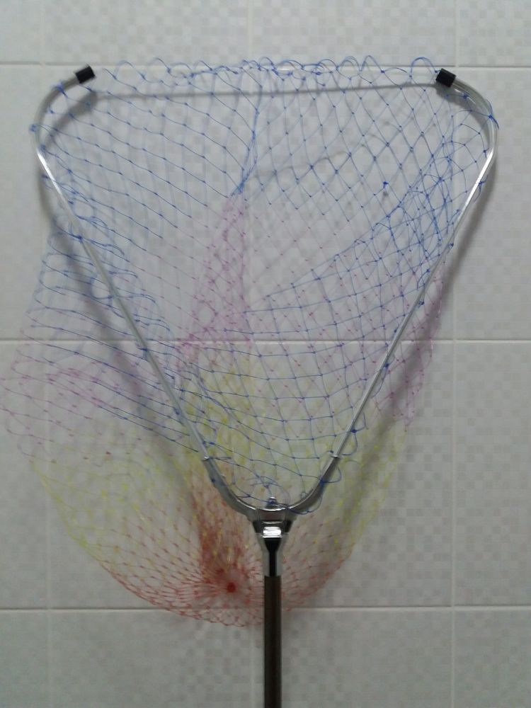 Small Triangular Coloured Fishing Net