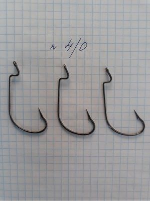 Offset Hooks No. 4/0 Made in South Korea - 1 package of 3 pieces