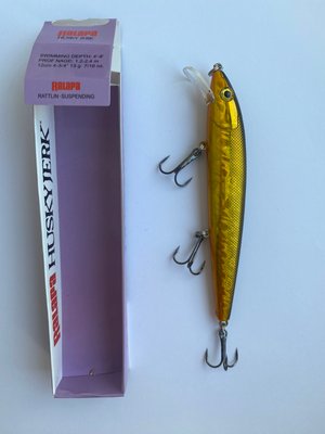 Wobbler Rapala Husky Jerk Länge: 12 cm Gewicht: 13 Gramm Tauchtiefe: 1,2-2,4 m Mit Rassel, schwebend